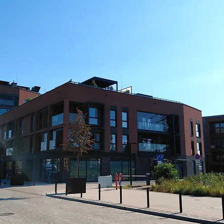 Nowoczesny Nad Motlawa, Przy Nabrzezu *