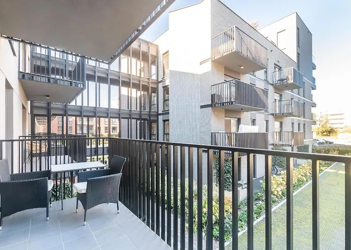 Nowoczesny Nad Motlawa, Przy Nabrzezu *