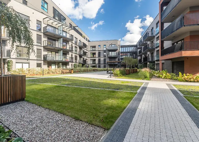 Nowoczesny Nad Motlawa, Przy Nabrzezu *