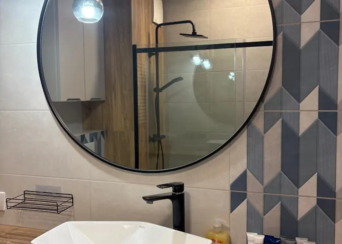 Nowoczesny Nad Motlawa, Przy Nabrzezu *